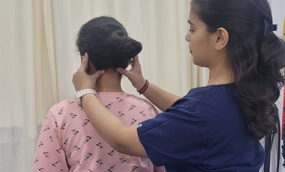Chronic Pain Management at Powerphysio physiotherapy session