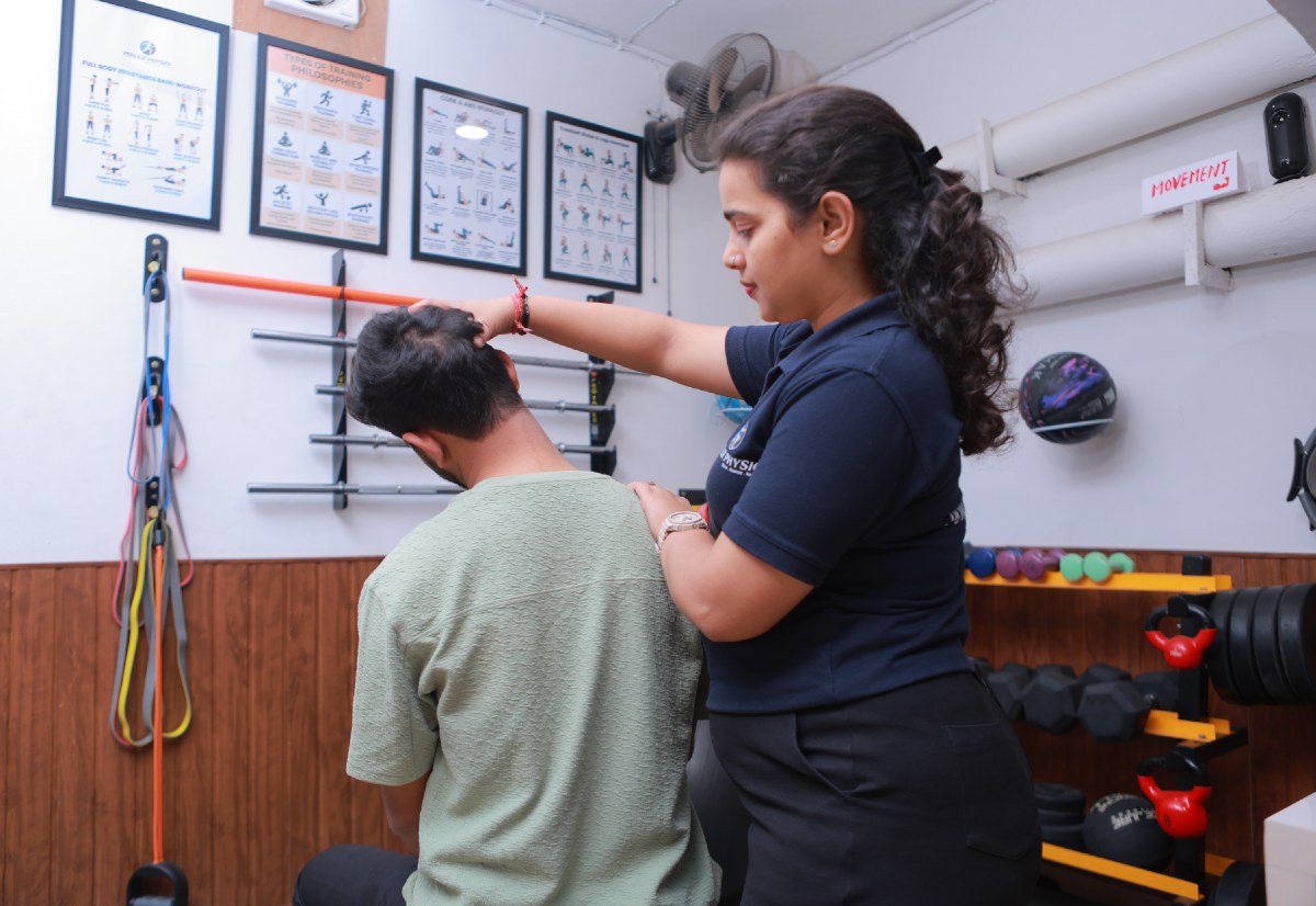Neck Pain Management Service - Power Physio Physiotherapy, Noida